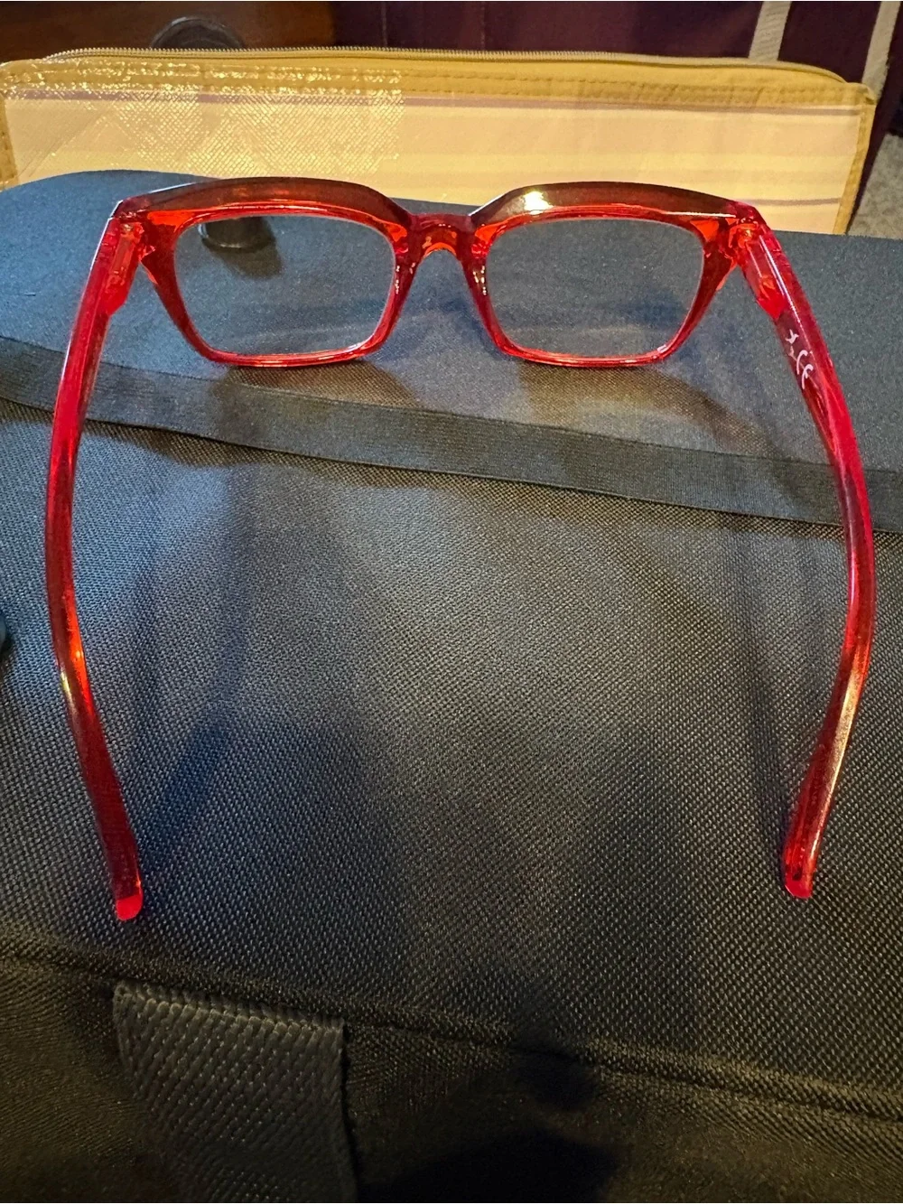 Hummingbird Red Oversized Square Women's Readers 2.0 strength